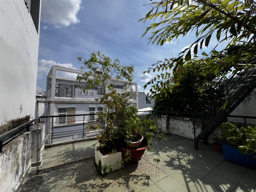 81m2  ngang 5m  11,5 tỷ  huỳnh văn bánh, phú nhuận  nở hậu  hẻm rộng thông thoáng