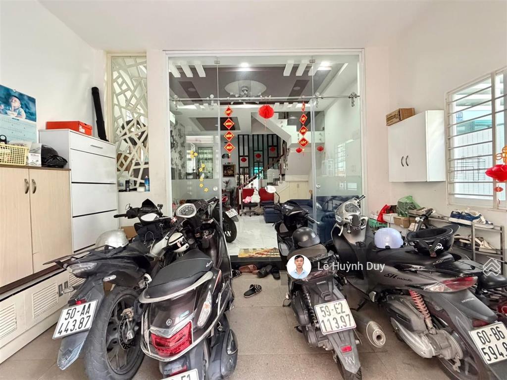 Lê văn sỹ, pn  57m²  ngang 4,5m  a4  4 tầng  kế ô tô, sát mặt tiền  9,5 tỷ