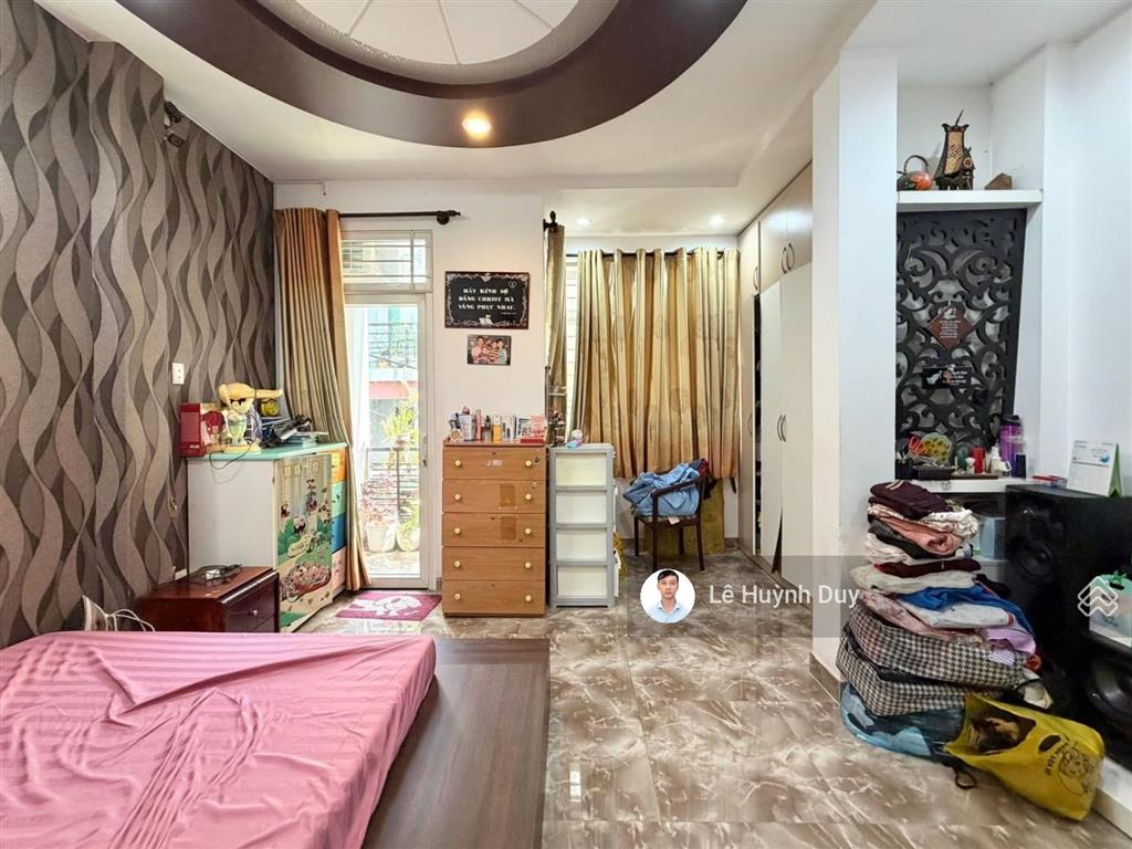 Lê văn sỹ, pn  57m²  ngang 4,5m  a4  4 tầng  kế ô tô, sát mặt tiền  9,5 tỷ