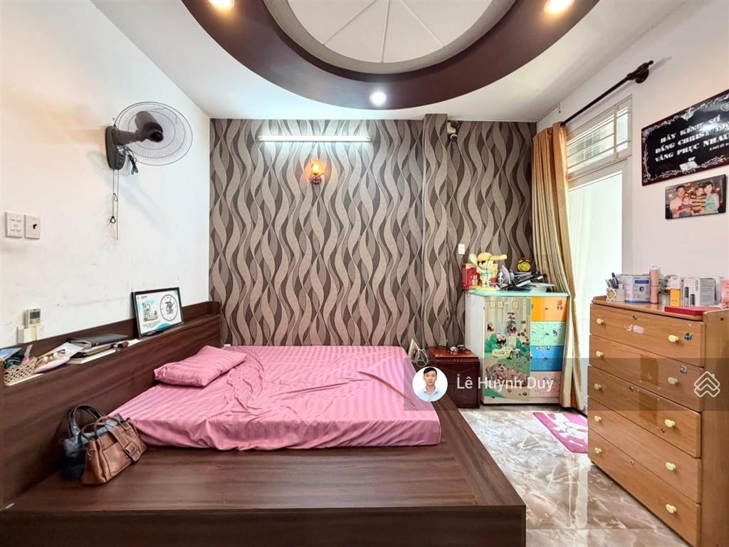 Lê văn sỹ, pn  57m²  ngang 4,5m  a4  4 tầng  kế ô tô, sát mặt tiền  9,5 tỷ