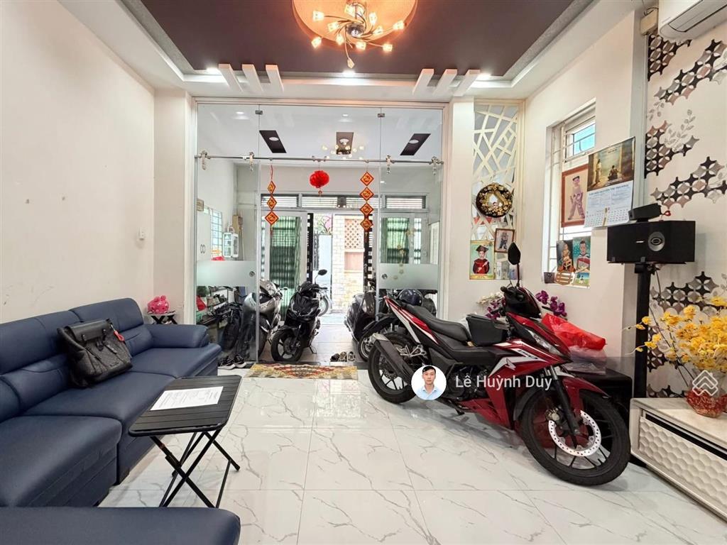 Lê văn sỹ, pn  57m²  ngang 4,5m  a4  4 tầng  kế ô tô, sát mặt tiền  9,5 tỷ