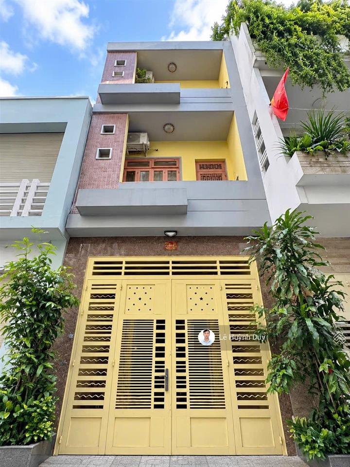 Thời điểm này mới có giá 12,95 tỷ  đoàn thị điểm ngay ngã tư phú nhuận  4 x 13m  xe hơi ngủ nhà