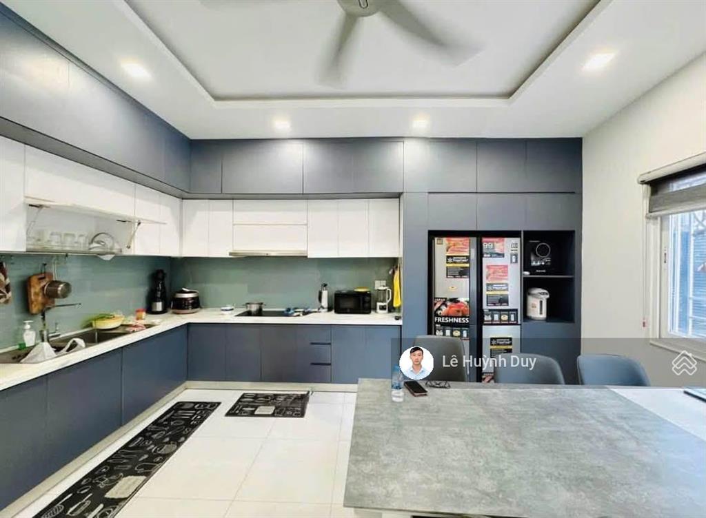 Xe hơi ngủ nhà  ngang 4,6m, hai mặt hẻm xe hơi, bình thạnh  79m2  13,5 tỷ