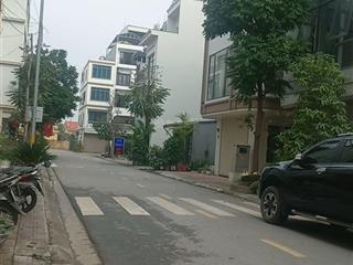 Siêu phẩm gần công viên ngọc thụy, 55m2, mt 4m, ô tô tránh vỉa hè, kinh doanh, 15.6 tỷ, 0967 182 ***