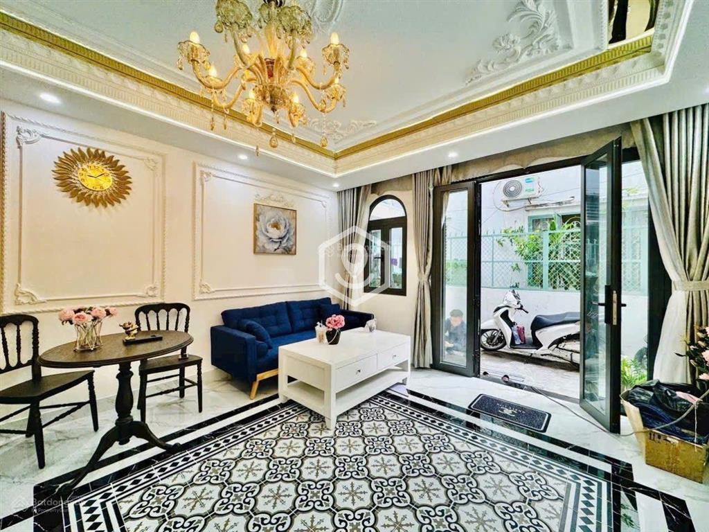 Nhà ngang mà rộng thì sang! ngay khu vip nguyễn đình chính (4x10) cn40m² full nội thất, chỉ 6.95t