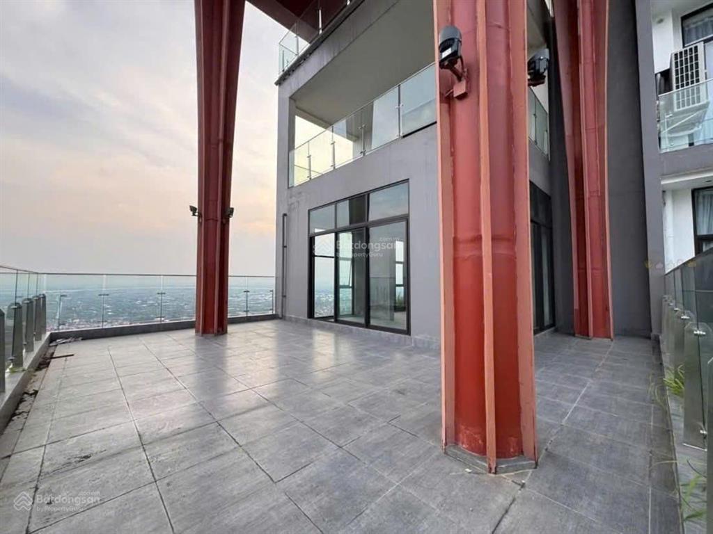 Bán căn penthouse siêu rộng hơn 300m2 siêu rộng tại khu vip nhất tại ecopark  onsen  lanmark