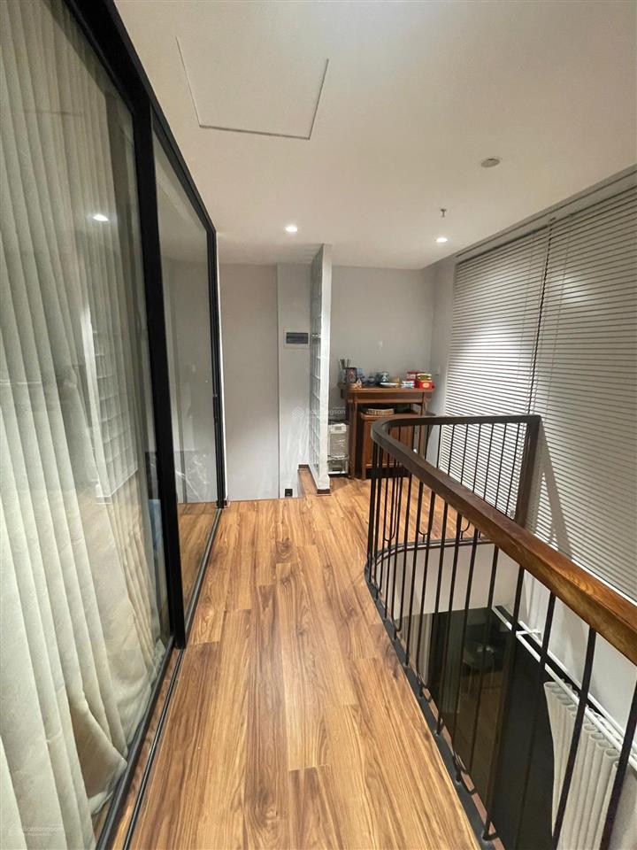 Chính chủ bán căn duplex 3 phòng ngủ tại tòa khoáng nóng đẹp nhất ecopark