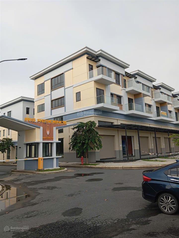 Bán căn gốc ir9  18 giá 3.3 tỷ dự án iris residence cần giuộc long an,  xem nhà thực tế