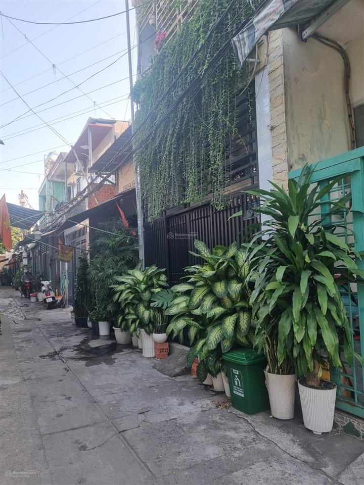 Nhà bán đ. nguyễn sơn hẻm xe hơi 1 sẹc ngang 4m chỉ 3,x tỷ