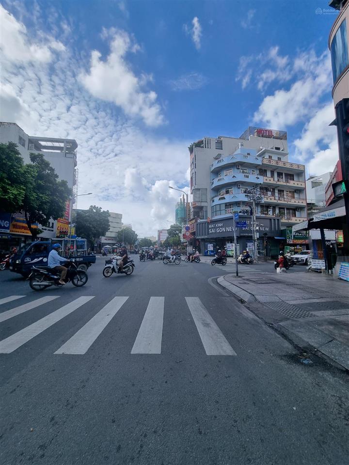 Nhà bán đ. đoàn hồng phước  1 sẹc  50 m2  chỉ 4, x tỷ. gần đầm sen, quận 11