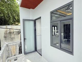Nhà bán đ âu cơ 1 sẹc hẻm xe hơi sát q 11, q tân bình chỉ 4,x tỷ