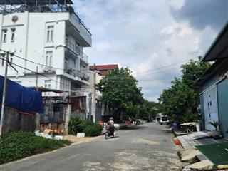 Bán đất mặt tiền tặng kho xưởng dt 547 ( 25 x22 ) giá 35 tỉ có thương lượng