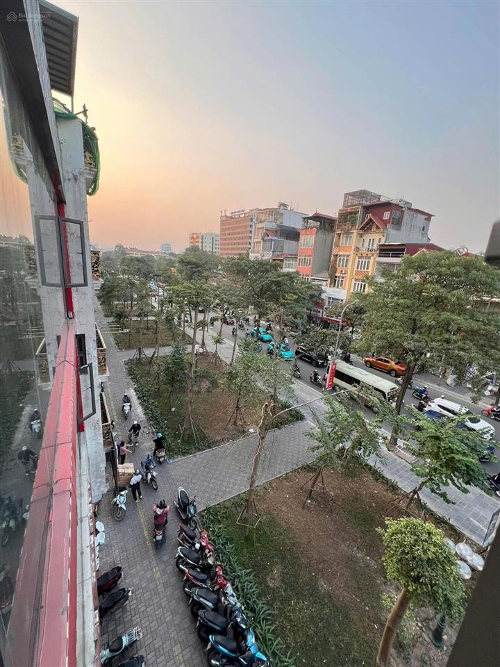 Chính chủ bán nhà mặt phố thanh nhàn  mặt tiền rộng  dòng tiền 1,2 tỷ/năm