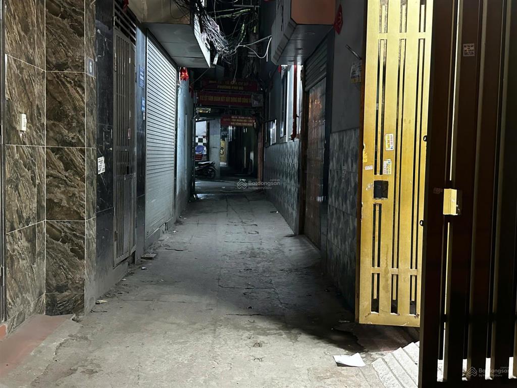 Chính chủ gửi cho thuê nhà riêng tại nhà số 1, ngõ 63, đường phú đô, một bước ra phố, nhà cực đẹp