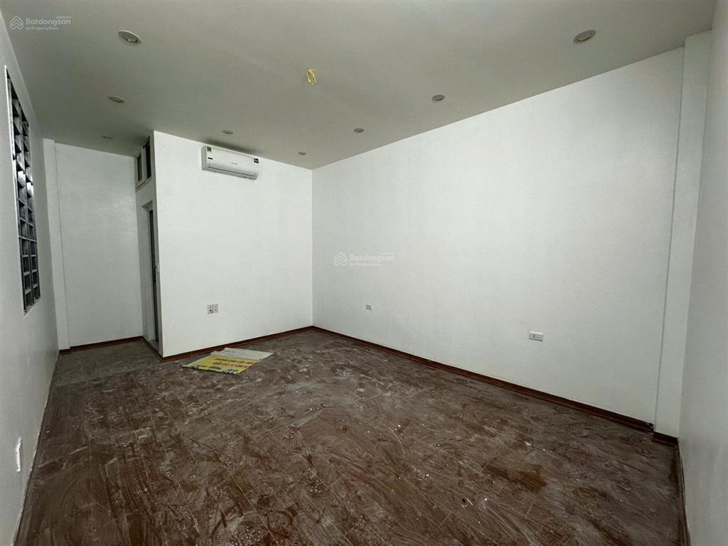 Chính chủ gửi cho thuê nhà riêng tại nhà số 1, ngõ 63, đường phú đô, một bước ra phố, nhà cực đẹp