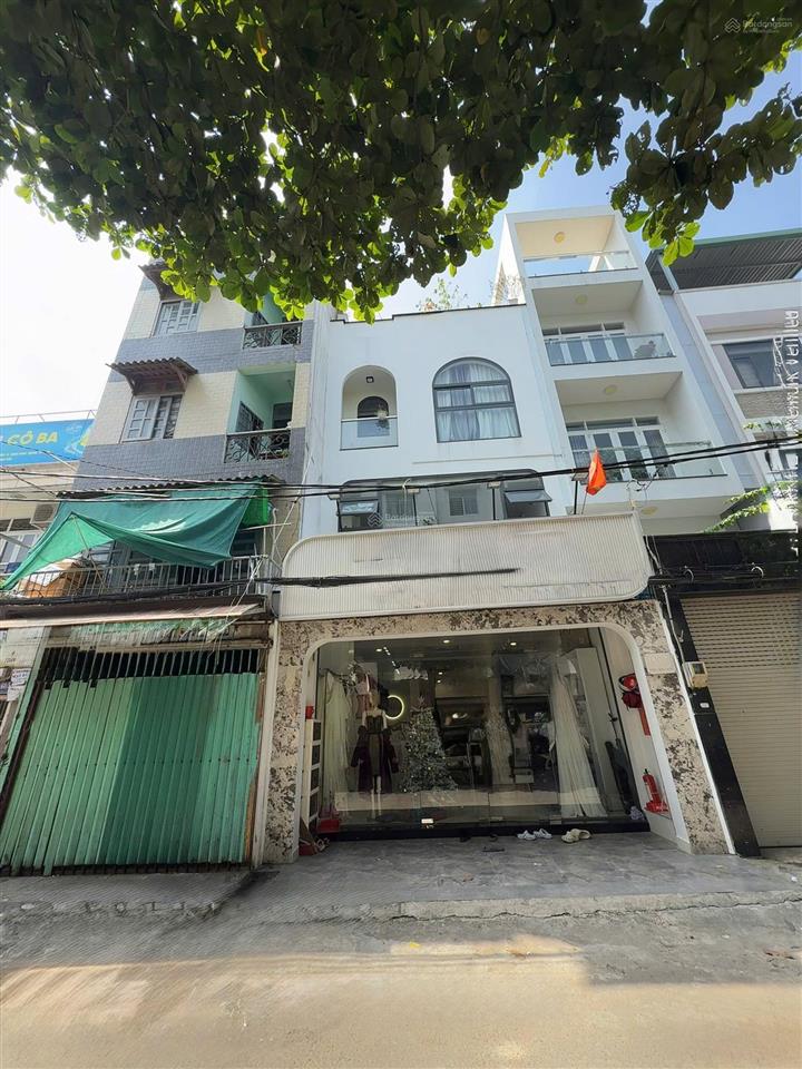 Bán nhà 5 tầng ngay bùi đình túy hẻm xe tải(4.8x17m) phù hợp làm vp/chdv thu nhập 5080 triệu/tháng