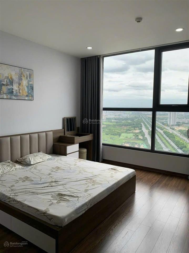 Chính chủ gửi cho thuê căn studio greenbay vào ở ngay tầng cao giá chỉ 8 triệu / tháng