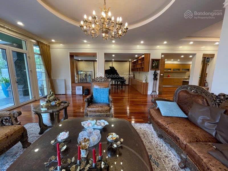 Bán biệt thự ciputra xuân đỉnh q.tây hồ dt 305m 4 tầng giá chào 137 tỷ