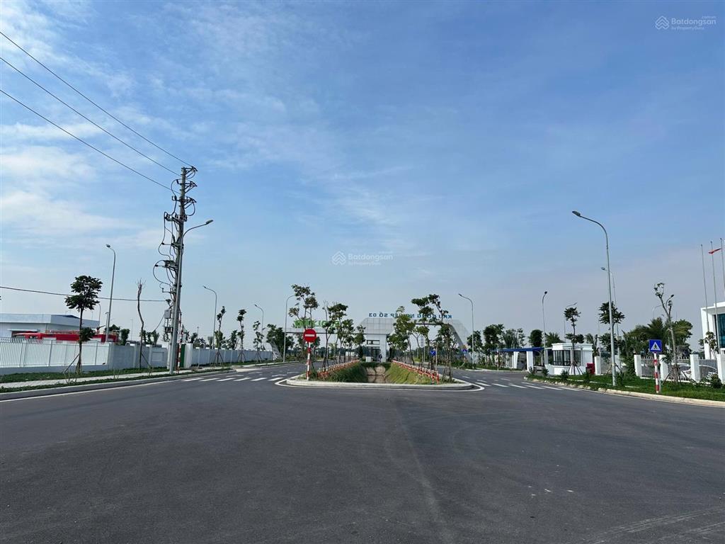 Trực tiếp cđt lô 6ha  kcn số 03 hưng yên  vị trí trung tâm kết nối 2 cao tốc  3,9tr/m2