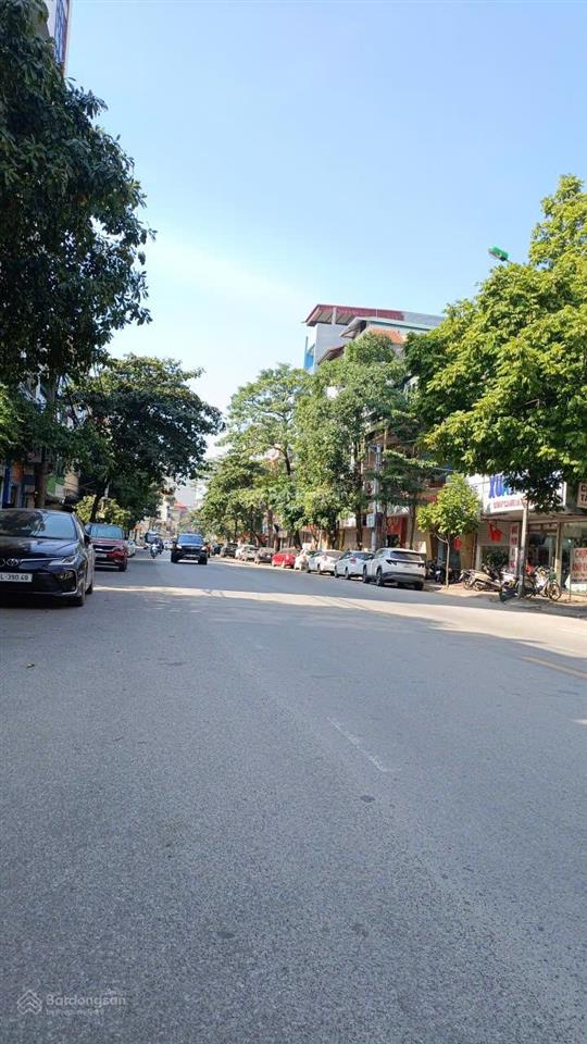 Bán đất phúc thịnh( vân nội cũ), 67,5 triệu / m2, 200 m2, đường thông xe tải 3 tấn ngủ trong nhà