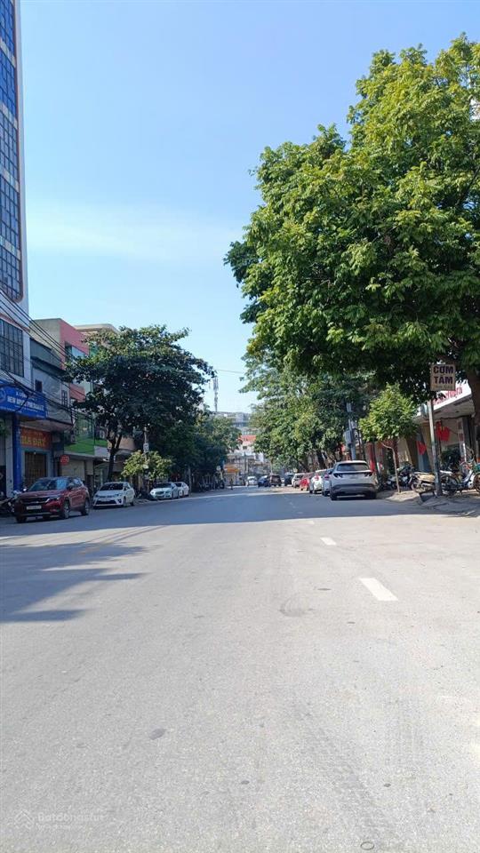 Bán đất phúc thịnh( vân nội cũ), 67,5 triệu / m2, 200 m2, đường thông xe tải 3 tấn ngủ trong nhà