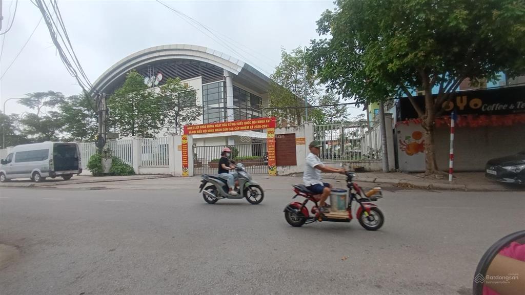 Bán đất thiên lộc hà nội ( kim chung cũ) tặng nhà cấp 4 sẵn ở ngay, đường ô tô, nhỉnh 4 đồng
