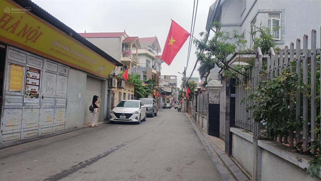 Bán đất thiên lộc hà nội ( kim chung cũ) tặng nhà cấp 4 sẵn ở ngay, đường ô tô, nhỉnh 4 đồng