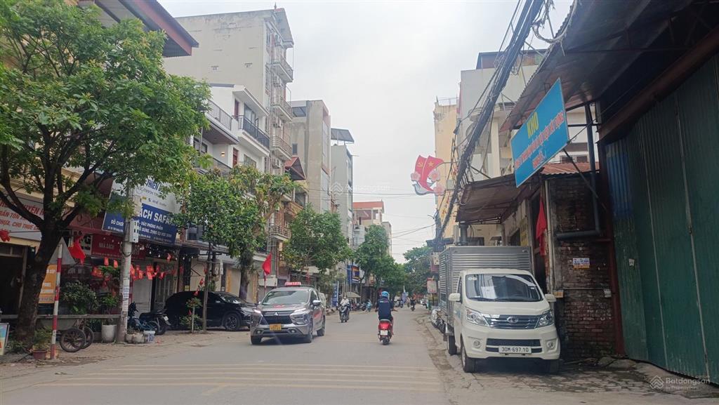 Bán đất thiên lộc hà nội ( kim chung cũ) tặng nhà cấp 4 sẵn ở ngay, đường ô tô, nhỉnh 4 đồng