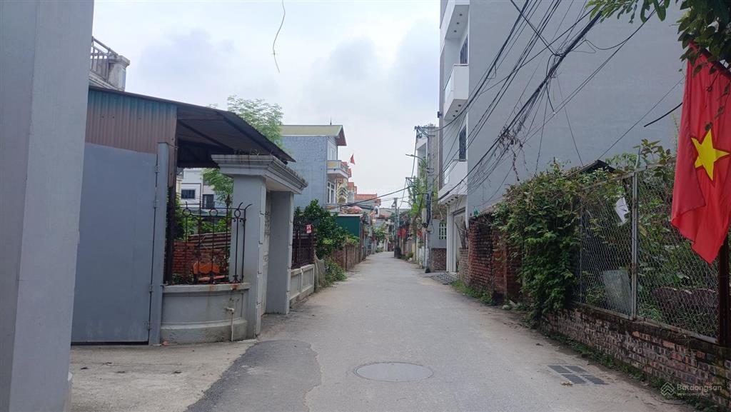 Bán đất viên nội vân nội 76m đường thông 2 ô tô, gần cầu nhật tân, nhỉnh 5 đồng