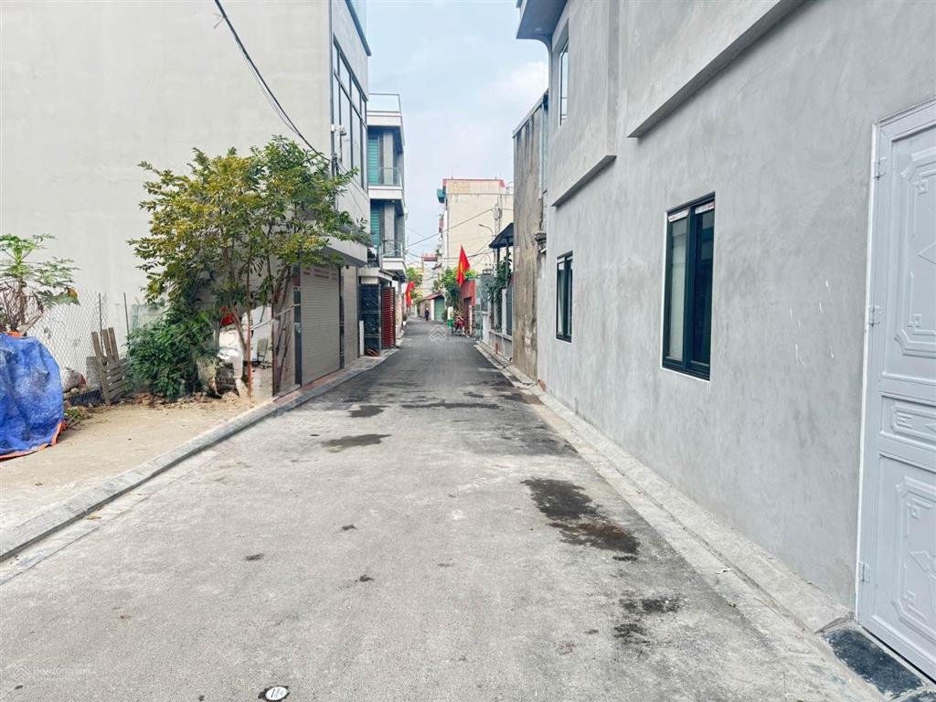 Bán đất tặng nhà cấp 4 phúc thịnh (nam hồng cũ) 78,8m, đường thông ô tô nhỉnh 5 đồng