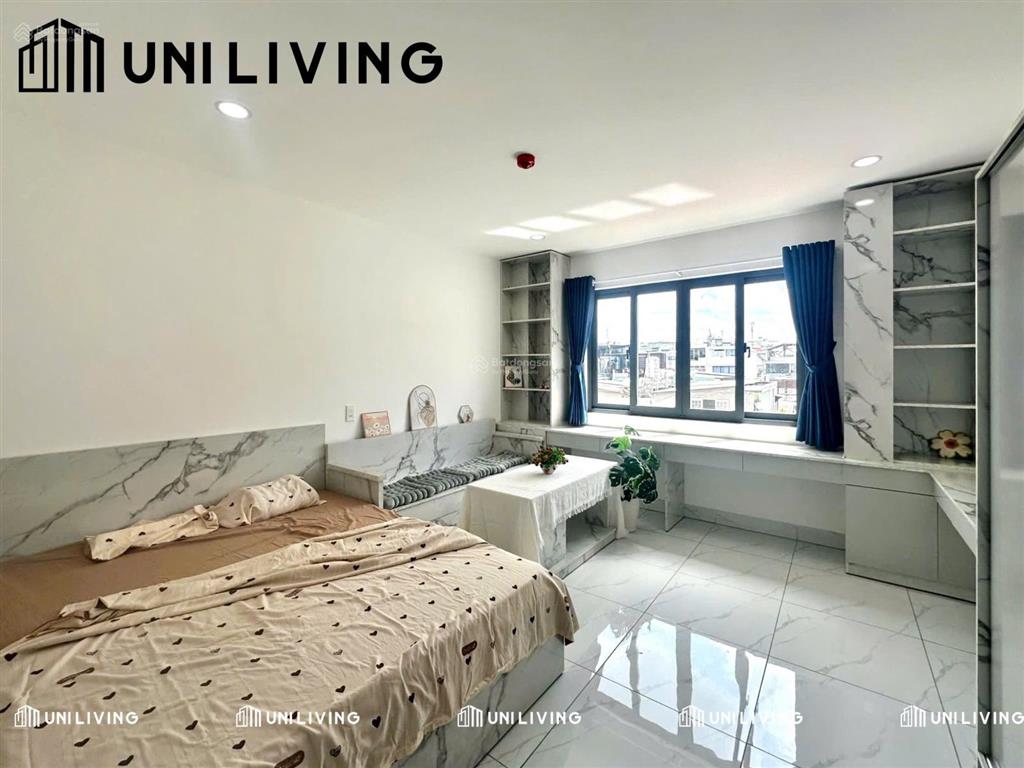 Phòng ban công  full nội thất + máy giặt riêng. rộng 35m2. gần chợ bà chiểu