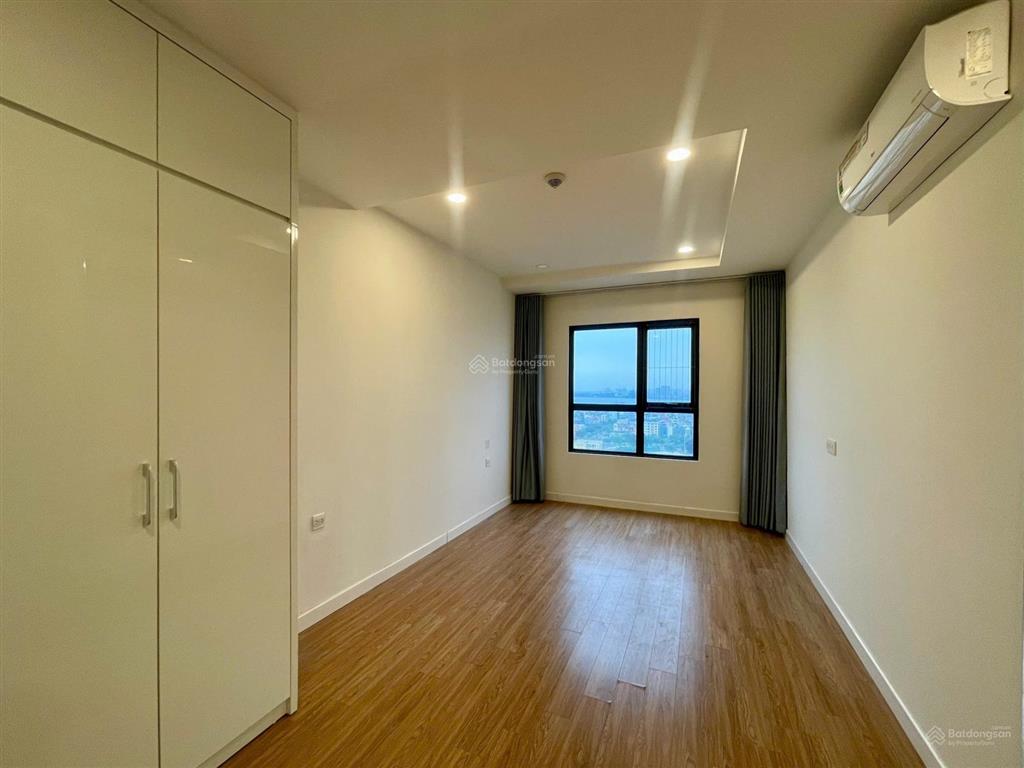 Bán căn hộ góc toà kosmo 161 xuân la view trực diện hồ tây & cầu nhật tân