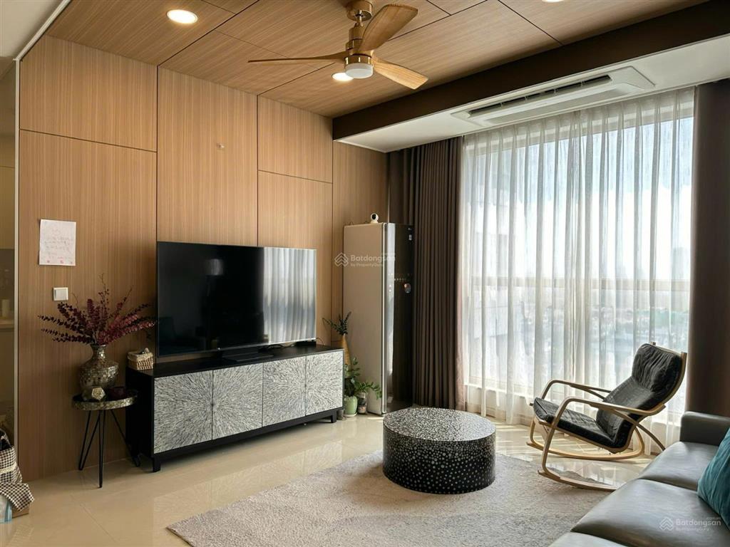 Chính chủ cho thuê nhanh căn hộ 2pn starlake view cực đẹp