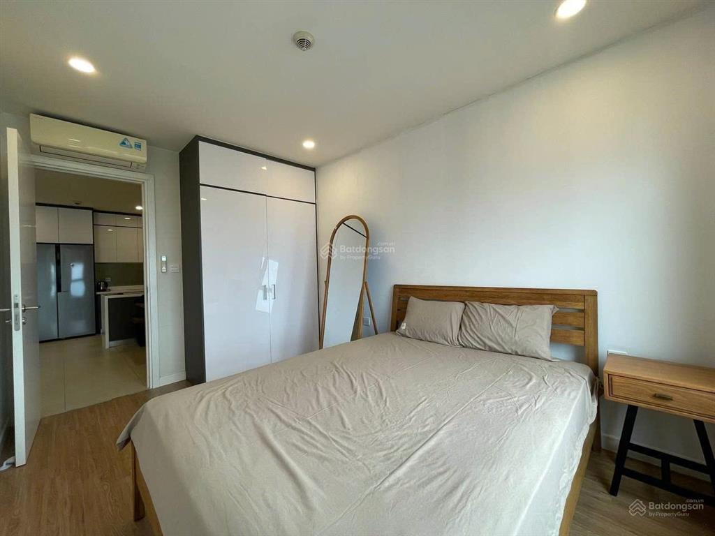 Hàng hiếm! căn 2pn chung cư kosmo view trực diện hồ tây cần bán