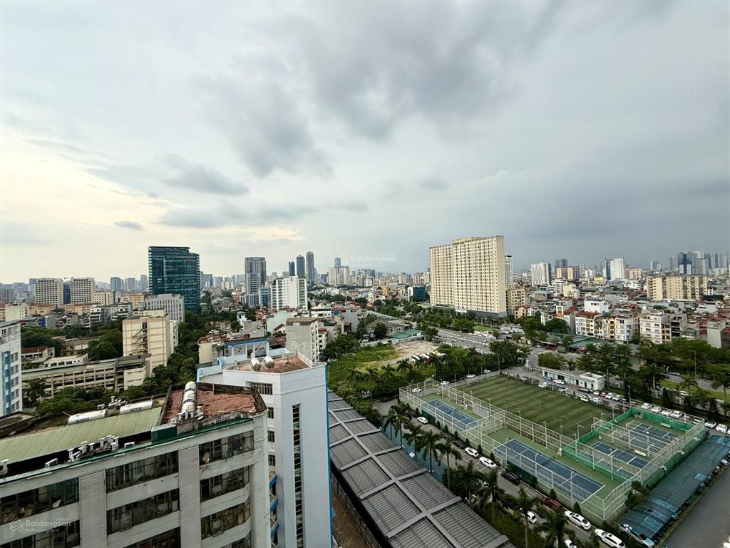 Căn góc 136m2 chung cư học viện quốc phòng nguyễn văn huyên cần tìm chủ mới