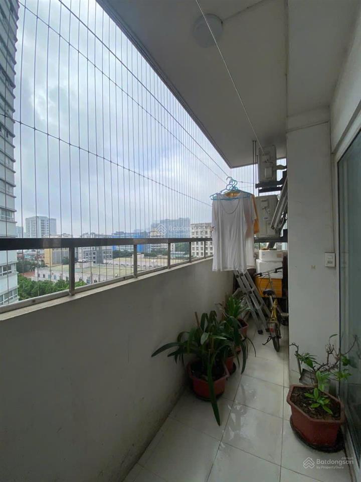 Định cư nước ngoài cần bán nhanh căn hộ 106m2 cc học viện quốc phòng nguyễn văn huyên