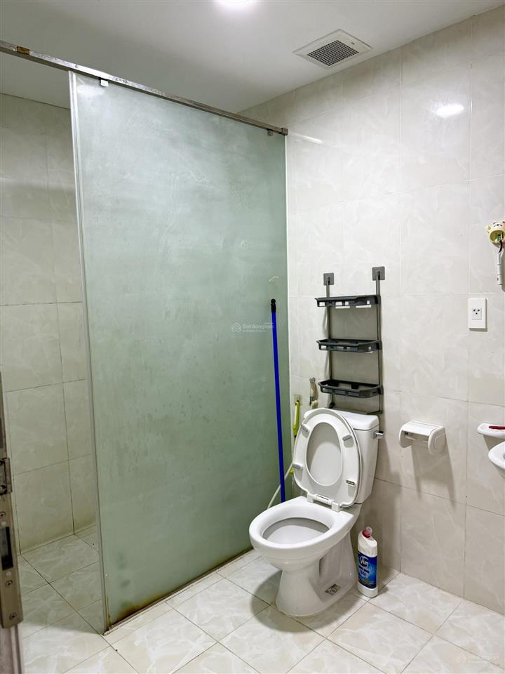 Định cư nước ngoài cần bán nhanh căn hộ 106m2 cc học viện quốc phòng nguyễn văn huyên