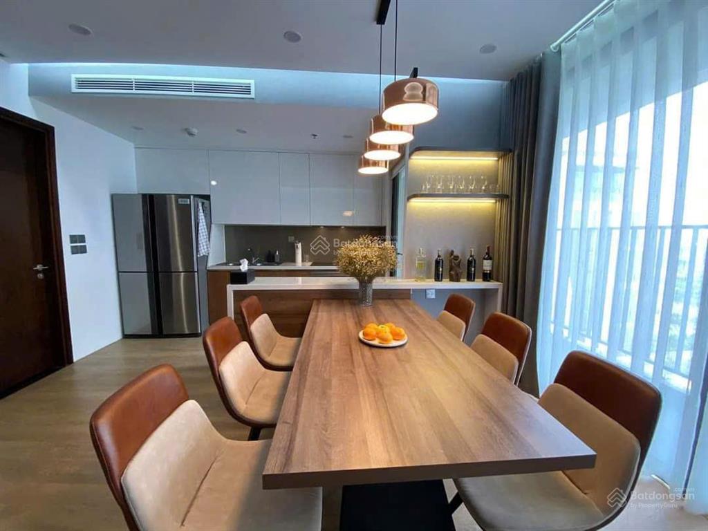 Bán căn 60m² mặt ngoài hướng nam mát mẻ chung cư 6th element nguyễn văn huyên
