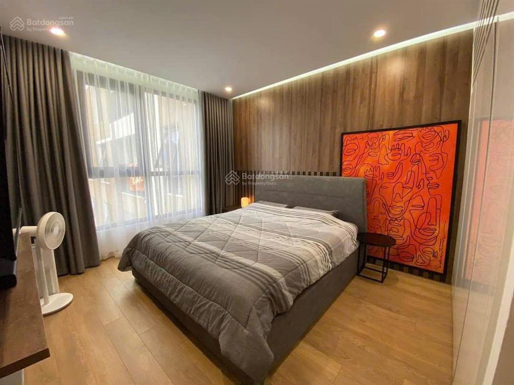 Bán căn 60m² mặt ngoài hướng nam mát mẻ chung cư 6th element nguyễn văn huyên