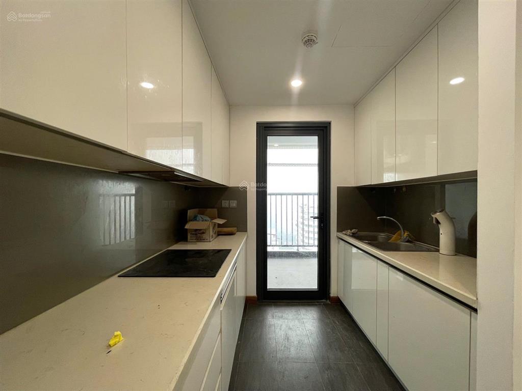 Căn góc 109m² chung cư 6th element giá tốt tòa, cần tìm chủ mới, tầng trung view thoáng đẹp