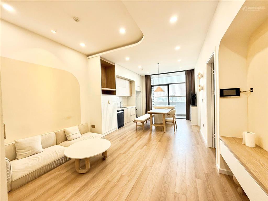 Chính chủ cần bán nhanh căn hộ 3pn tràng an complex tầng trung view không chắn