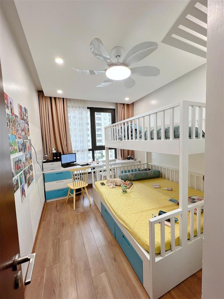Cần bán căn hộ 83m² toà 6th element  tầng trung đẹp view thoángchủ thiện chí