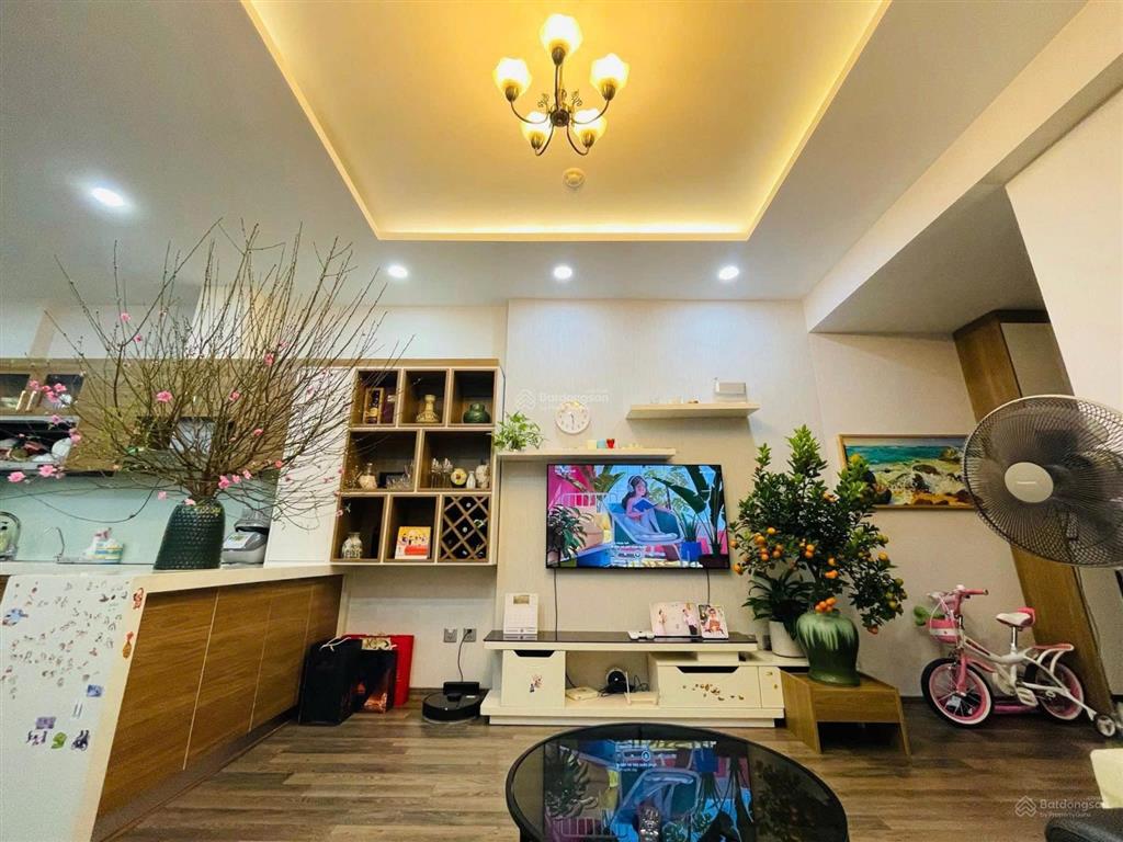 Chính chủ cần bán nhanh căn góc view công viên giá tốt tòa tràng an complex.