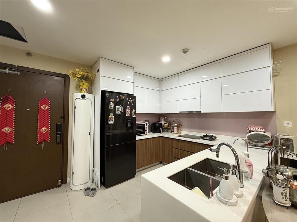 Định cư nước ngoài chủ thiện chí bán nhanh căn góc 2pn toà novo kosmo tây hồ