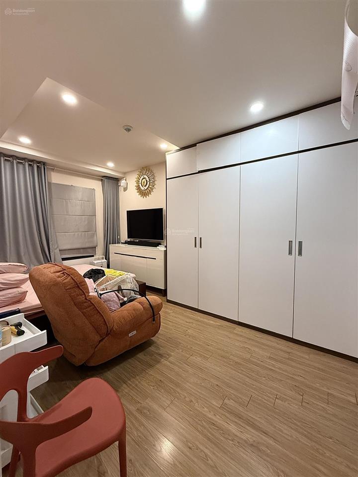 Định cư nước ngoài chủ thiện chí bán nhanh căn góc 2pn toà novo kosmo tây hồ