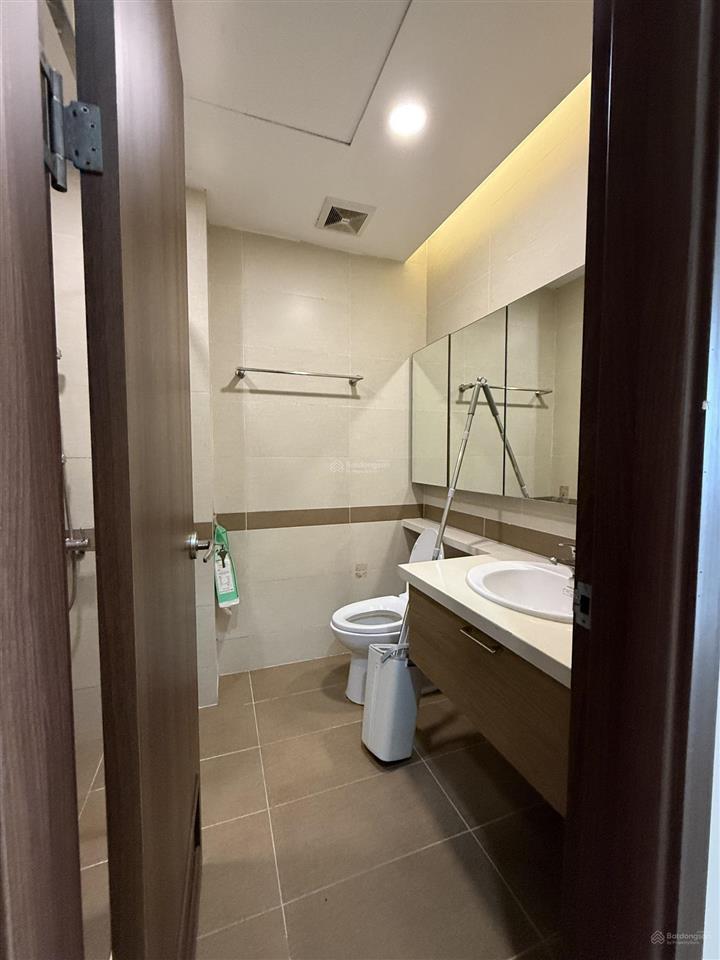 Chuyển công tác cần cho thuê nhanh 3pn 2wc tầng trung đẹp tràng an complex gần trường liên cấp fpt