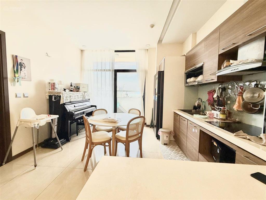 Căn hộ 3pn2wc tầng trung đẹp view công viên hướng nam thoáng mát tràng an complex cần tìm chủ mới!