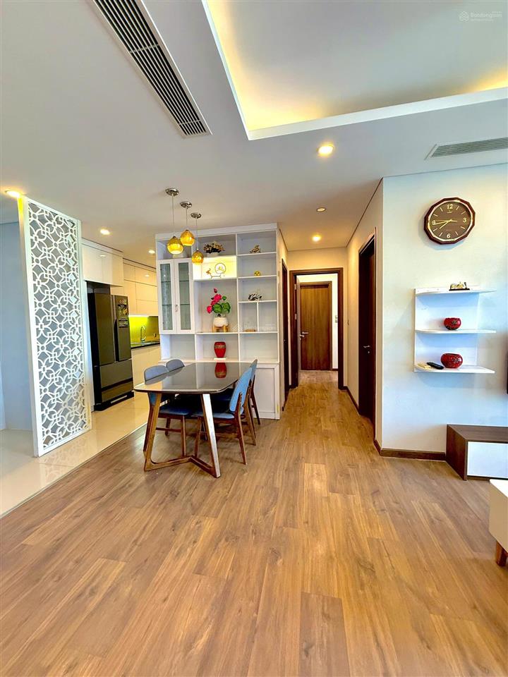 Định cư nước ngoài cần bán nhanh căn hộ n01t4 ngoại giao đoàn  view trực diện hồ