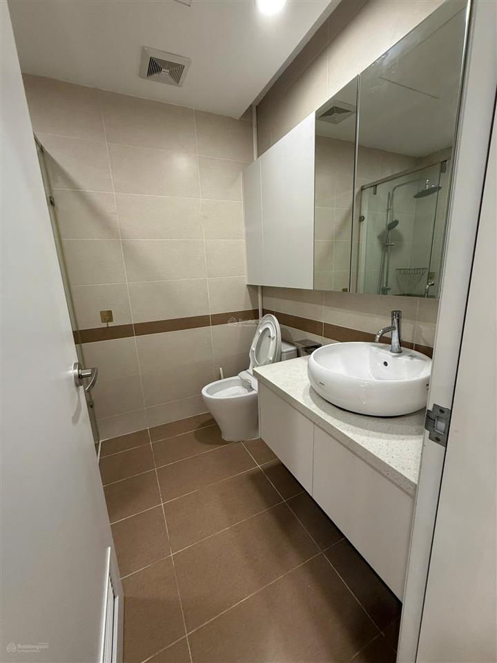 Chính chủ cần bán nhanh căn hộ 2pn +1 tràng an complex tầng trung view không chắn