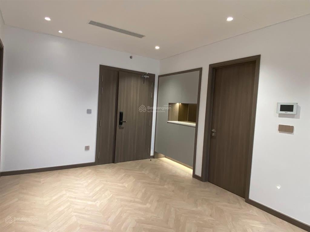 Siêu phẩm 4pn góc view hồ tòa n01t6 ngoại giao đoàn cần bán